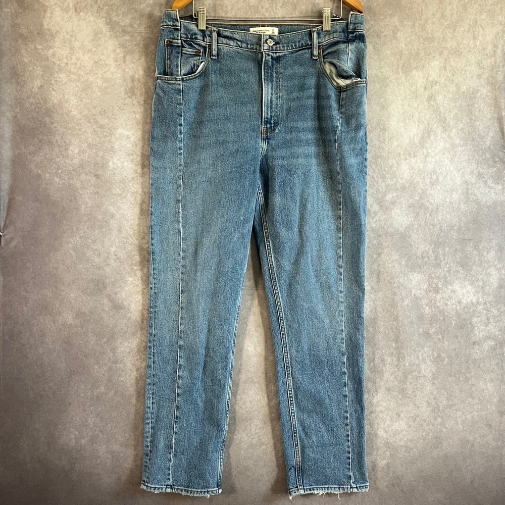 Abercrombie & Fitch 90s Straight Jeans Womens 33/16 Blue Ultra High Rise Raw Hem